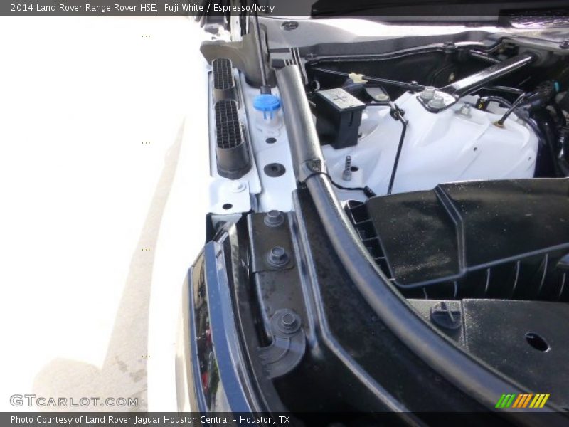 Fuji White / Espresso/Ivory 2014 Land Rover Range Rover HSE