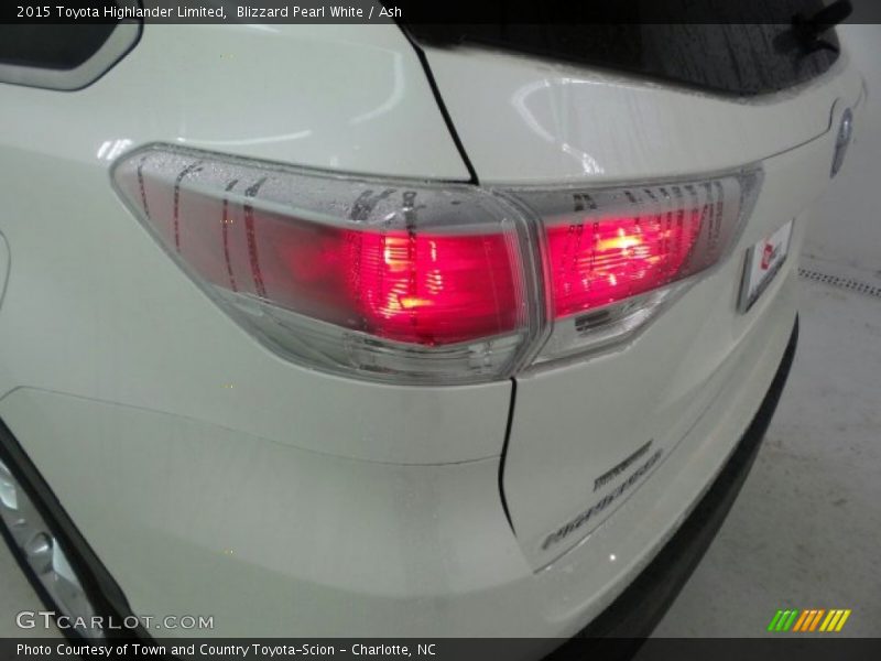 Blizzard Pearl White / Ash 2015 Toyota Highlander Limited