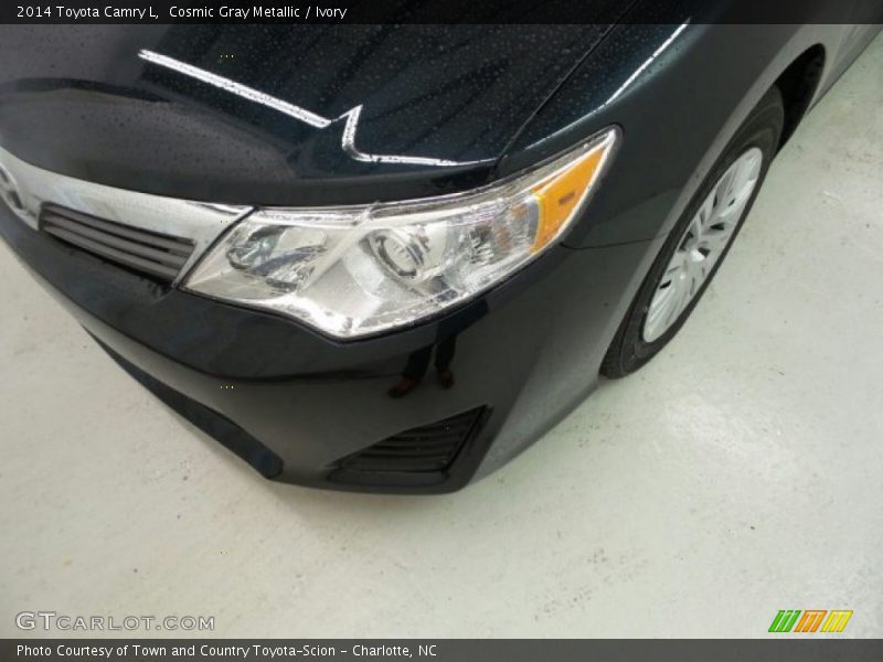Cosmic Gray Metallic / Ivory 2014 Toyota Camry L