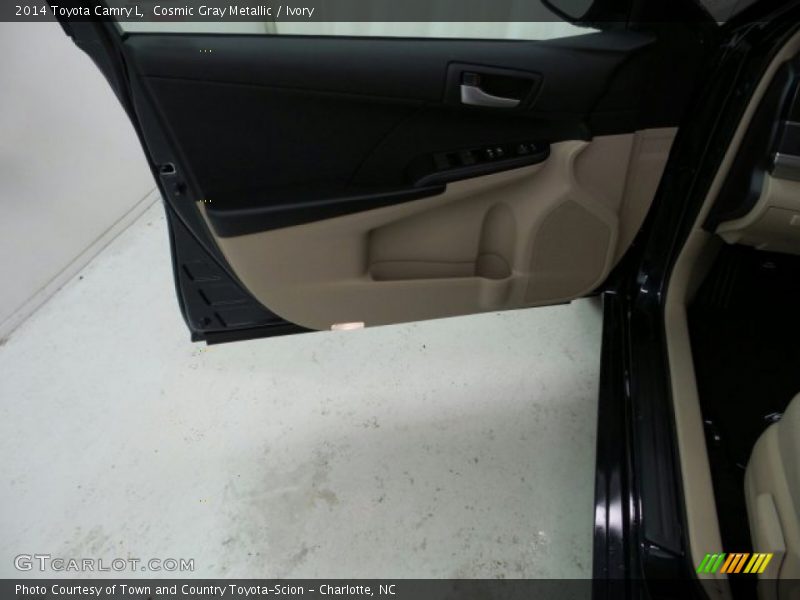 Cosmic Gray Metallic / Ivory 2014 Toyota Camry L