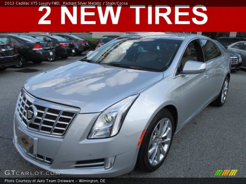 Radiant Silver Metallic / Shale/Cocoa 2013 Cadillac XTS Luxury FWD