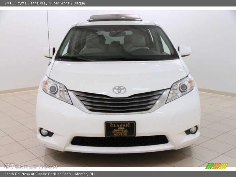 Super White / Bisque 2011 Toyota Sienna XLE