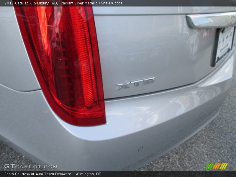 Radiant Silver Metallic / Shale/Cocoa 2013 Cadillac XTS Luxury FWD