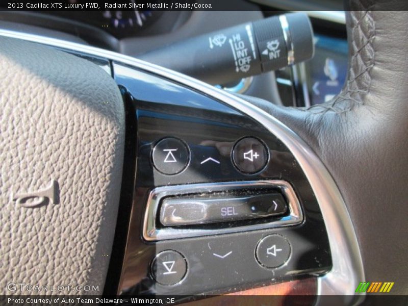 Radiant Silver Metallic / Shale/Cocoa 2013 Cadillac XTS Luxury FWD