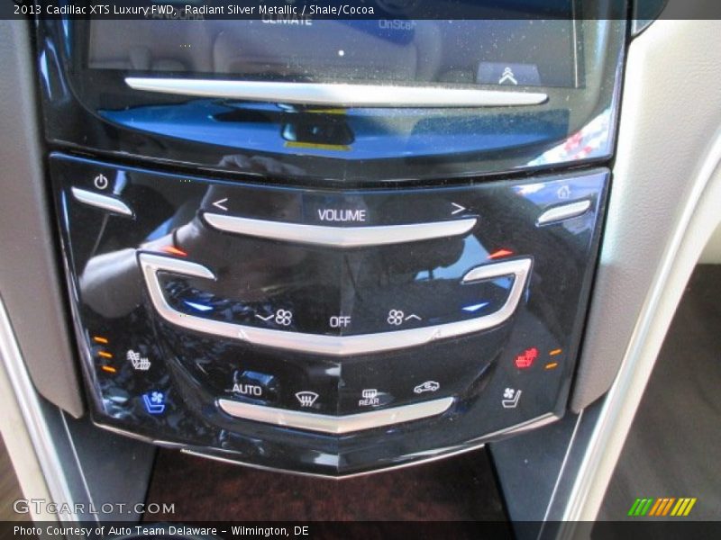 Radiant Silver Metallic / Shale/Cocoa 2013 Cadillac XTS Luxury FWD