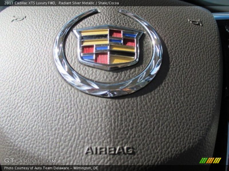 Radiant Silver Metallic / Shale/Cocoa 2013 Cadillac XTS Luxury FWD