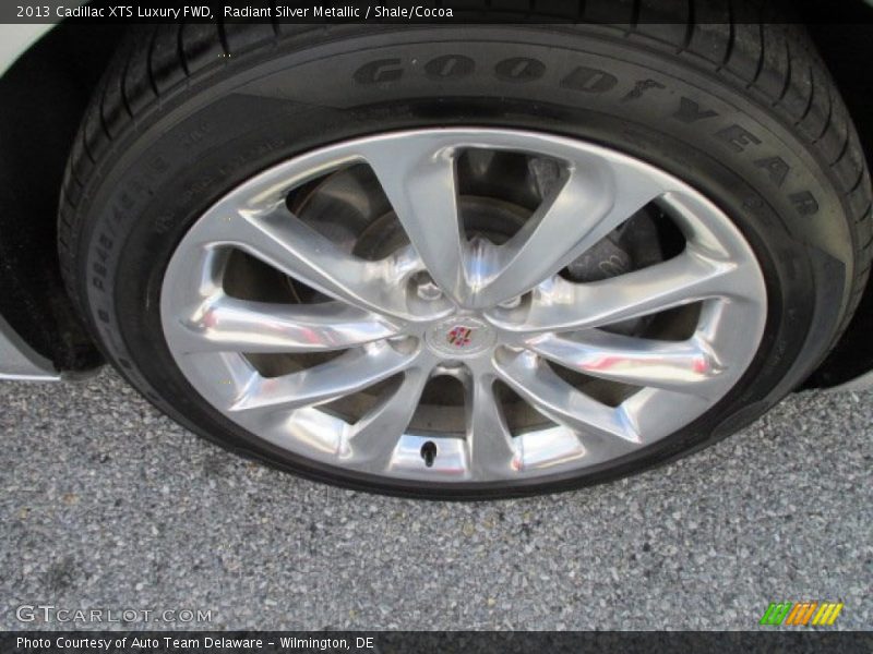 Radiant Silver Metallic / Shale/Cocoa 2013 Cadillac XTS Luxury FWD