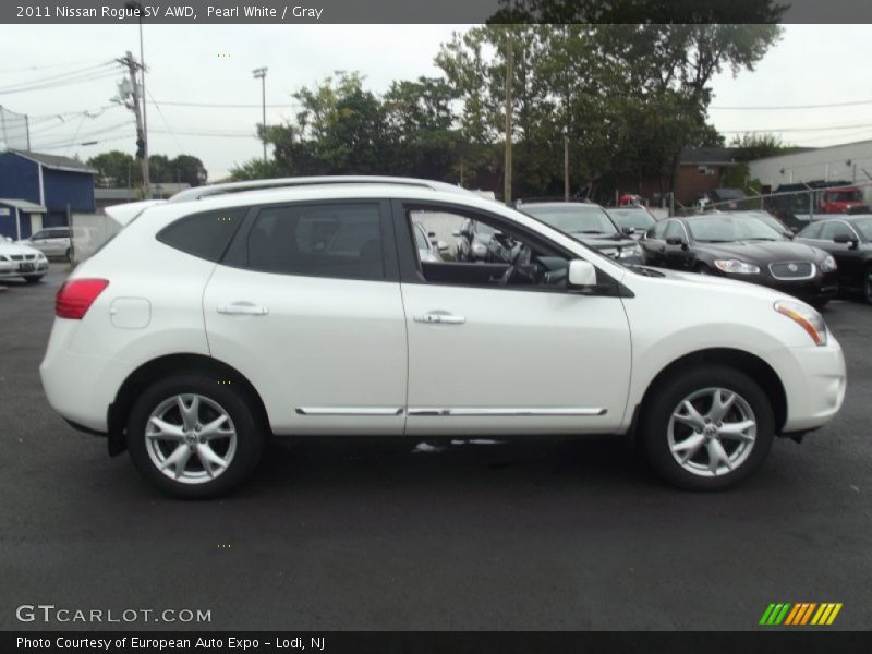 Pearl White / Gray 2011 Nissan Rogue SV AWD