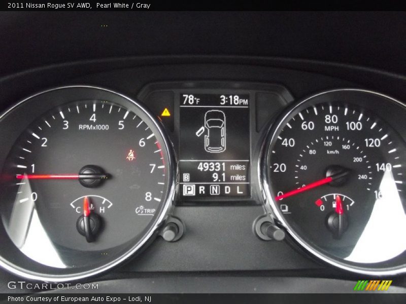 Pearl White / Gray 2011 Nissan Rogue SV AWD