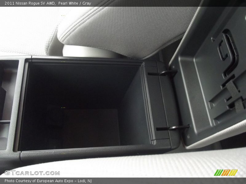 Pearl White / Gray 2011 Nissan Rogue SV AWD