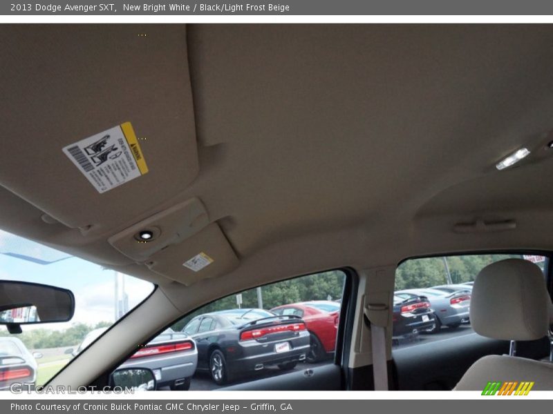 New Bright White / Black/Light Frost Beige 2013 Dodge Avenger SXT