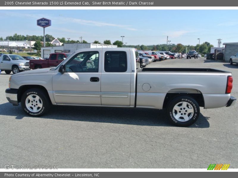 Silver Birch Metallic / Dark Charcoal 2005 Chevrolet Silverado 1500 LS Extended Cab