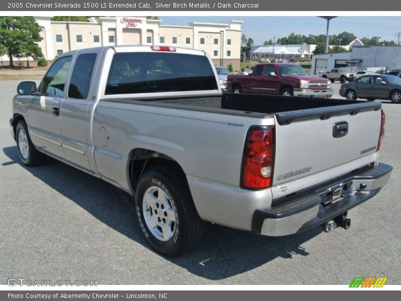 Silver Birch Metallic / Dark Charcoal 2005 Chevrolet Silverado 1500 LS Extended Cab