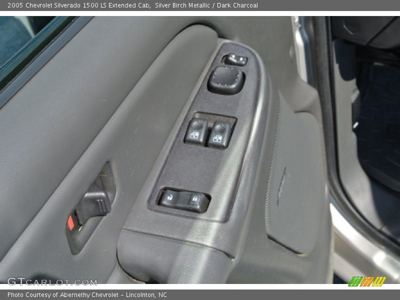 Silver Birch Metallic / Dark Charcoal 2005 Chevrolet Silverado 1500 LS Extended Cab
