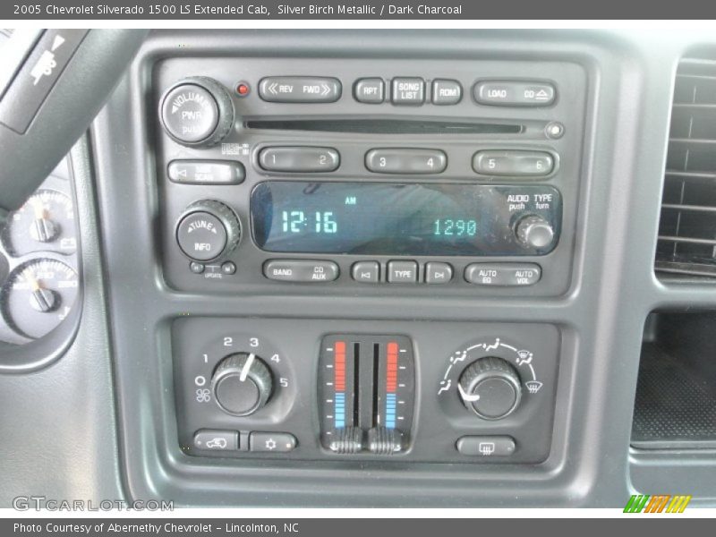 Silver Birch Metallic / Dark Charcoal 2005 Chevrolet Silverado 1500 LS Extended Cab