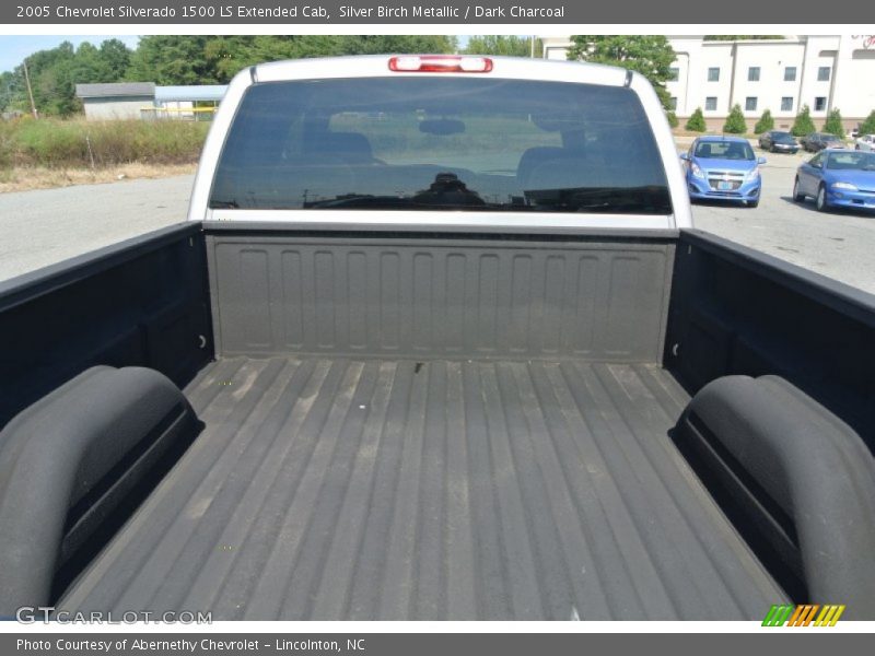 Silver Birch Metallic / Dark Charcoal 2005 Chevrolet Silverado 1500 LS Extended Cab