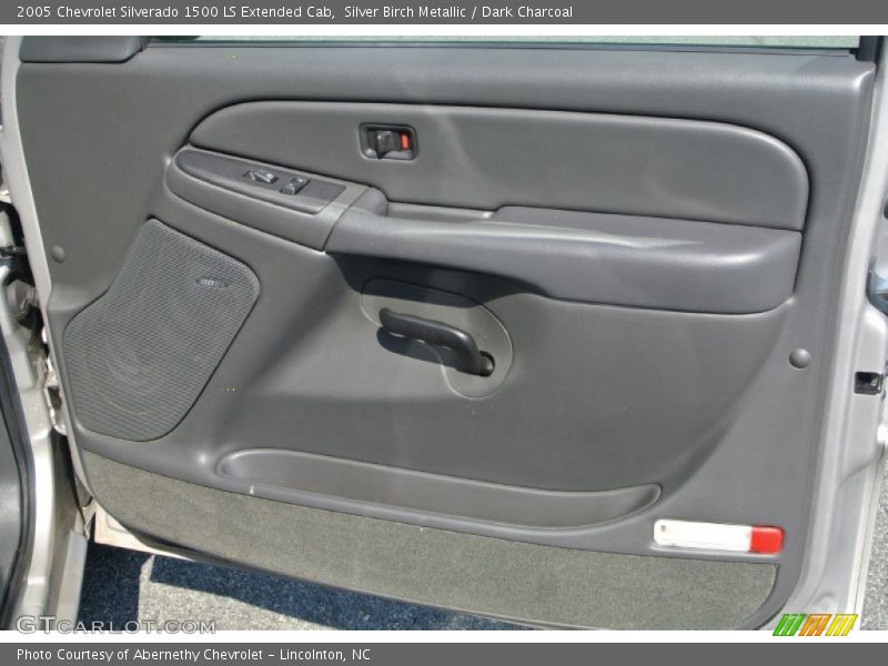 Silver Birch Metallic / Dark Charcoal 2005 Chevrolet Silverado 1500 LS Extended Cab