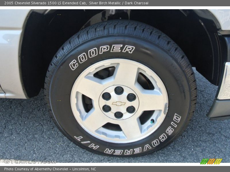 Silver Birch Metallic / Dark Charcoal 2005 Chevrolet Silverado 1500 LS Extended Cab