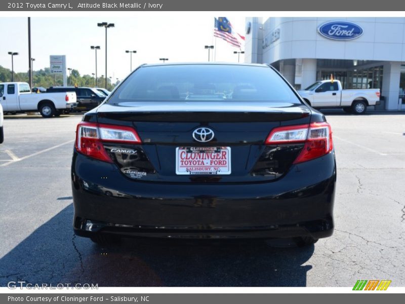 Attitude Black Metallic / Ivory 2012 Toyota Camry L