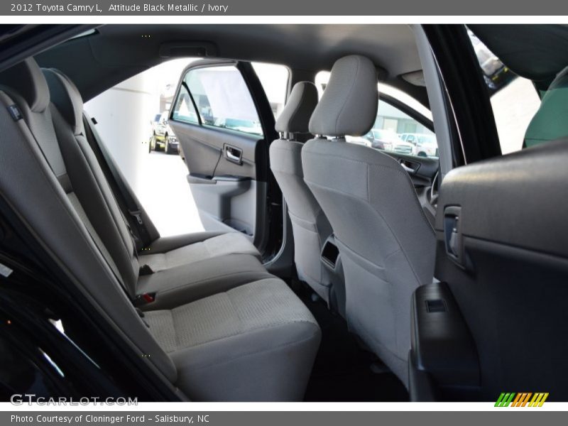 Attitude Black Metallic / Ivory 2012 Toyota Camry L