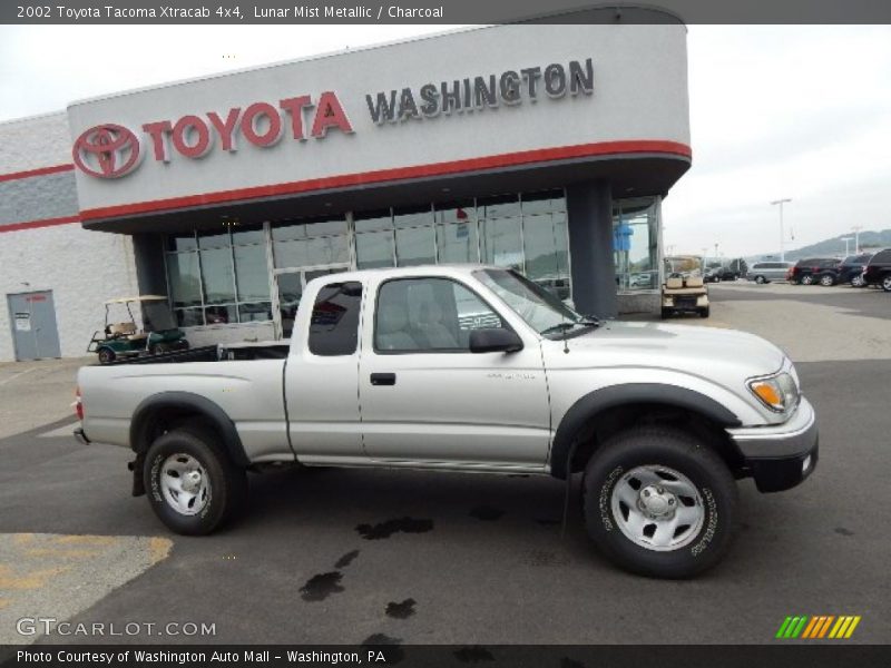 Lunar Mist Metallic / Charcoal 2002 Toyota Tacoma Xtracab 4x4