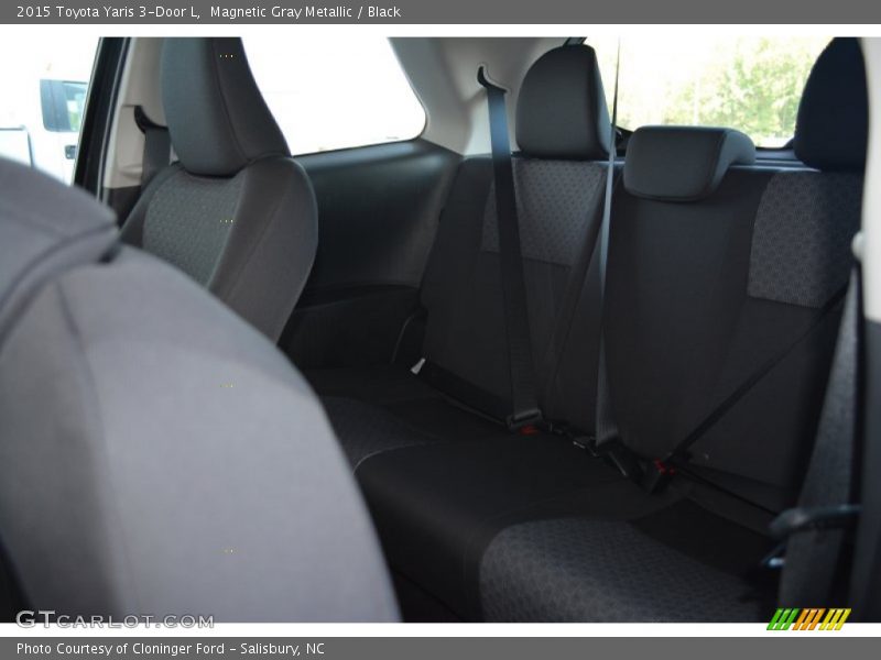 Magnetic Gray Metallic / Black 2015 Toyota Yaris 3-Door L