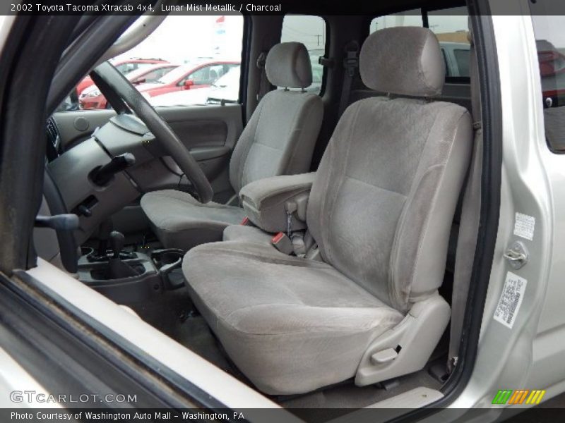Lunar Mist Metallic / Charcoal 2002 Toyota Tacoma Xtracab 4x4