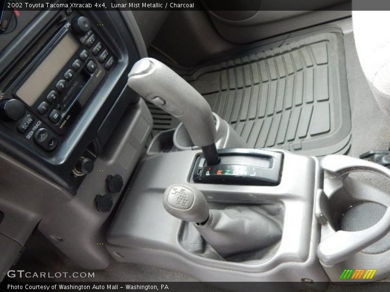 Lunar Mist Metallic / Charcoal 2002 Toyota Tacoma Xtracab 4x4
