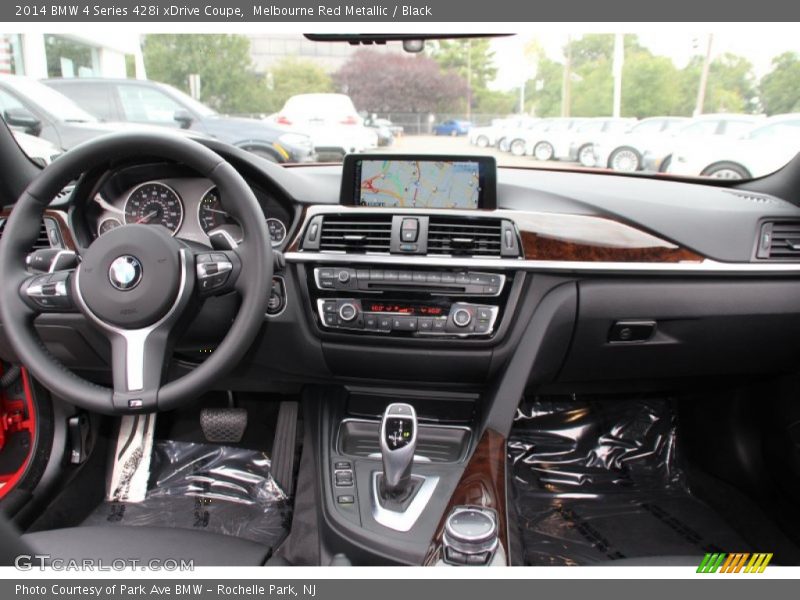 Dashboard of 2014 4 Series 428i xDrive Coupe
