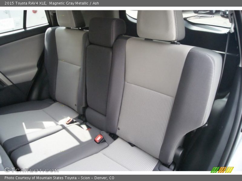 Magnetic Gray Metallic / Ash 2015 Toyota RAV4 XLE