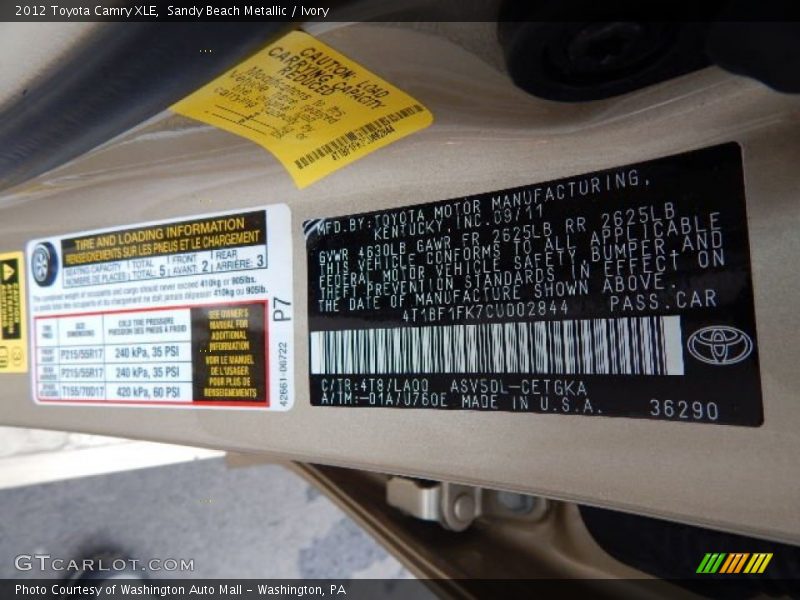 Sandy Beach Metallic / Ivory 2012 Toyota Camry XLE
