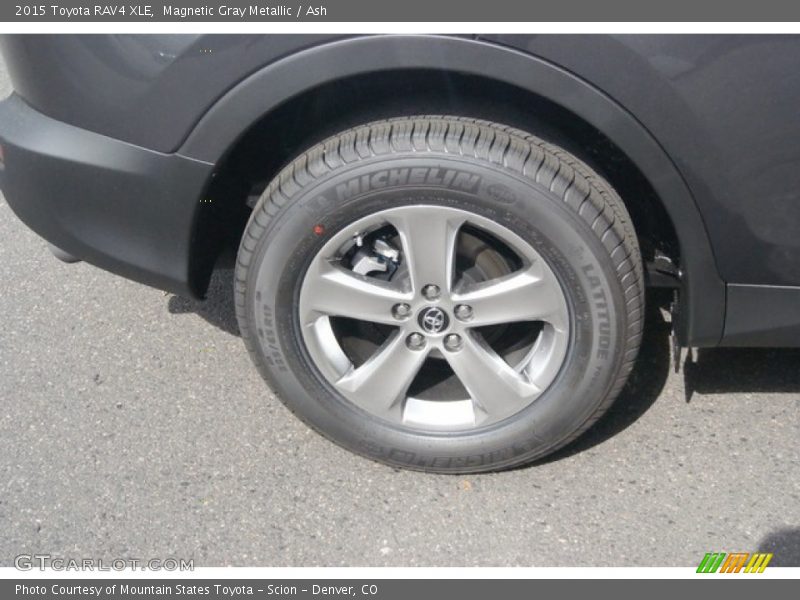 Magnetic Gray Metallic / Ash 2015 Toyota RAV4 XLE
