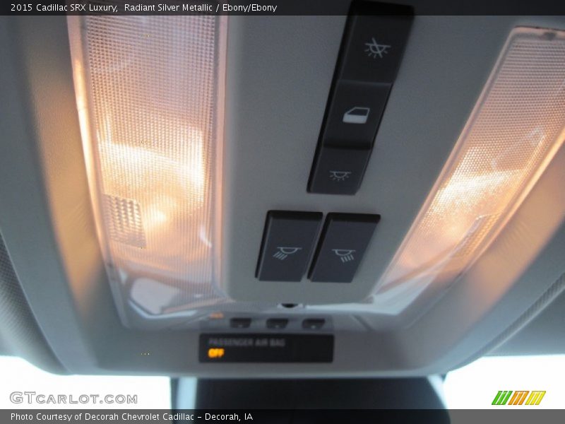 Radiant Silver Metallic / Ebony/Ebony 2015 Cadillac SRX Luxury