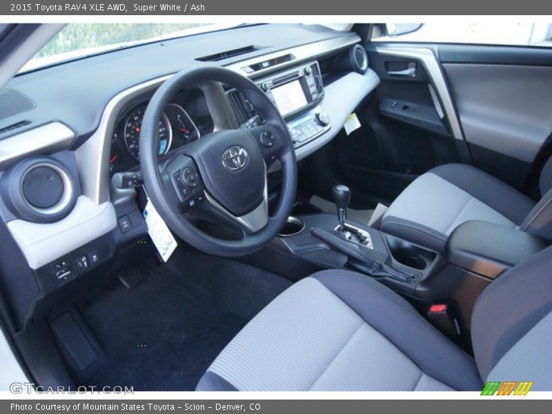 Super White / Ash 2015 Toyota RAV4 XLE AWD