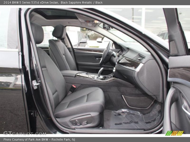 Black Sapphire Metallic / Black 2014 BMW 5 Series 535d xDrive Sedan