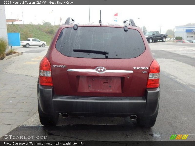 Mesa Red / Gray 2005 Hyundai Tucson GLS V6