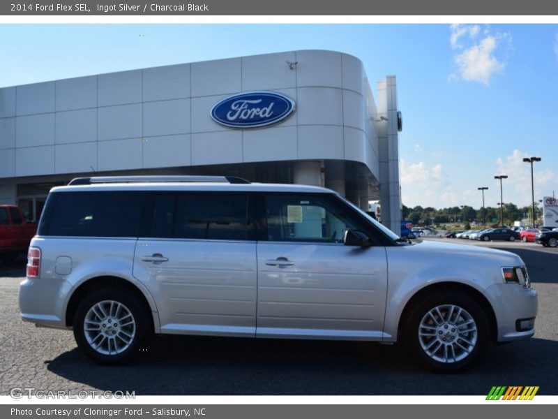Ingot Silver / Charcoal Black 2014 Ford Flex SEL