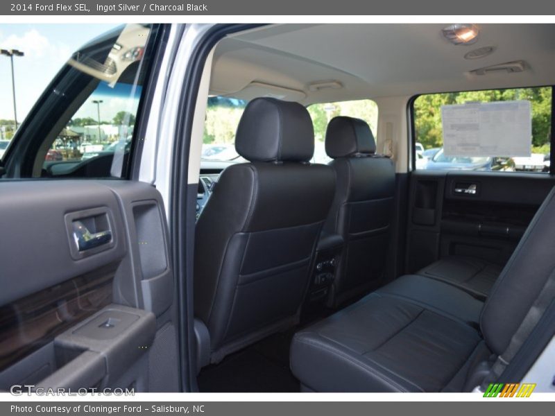 Ingot Silver / Charcoal Black 2014 Ford Flex SEL
