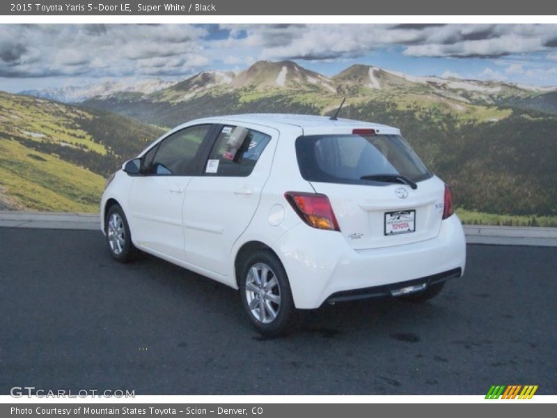Super White / Black 2015 Toyota Yaris 5-Door LE