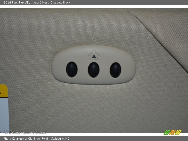 Ingot Silver / Charcoal Black 2014 Ford Flex SEL