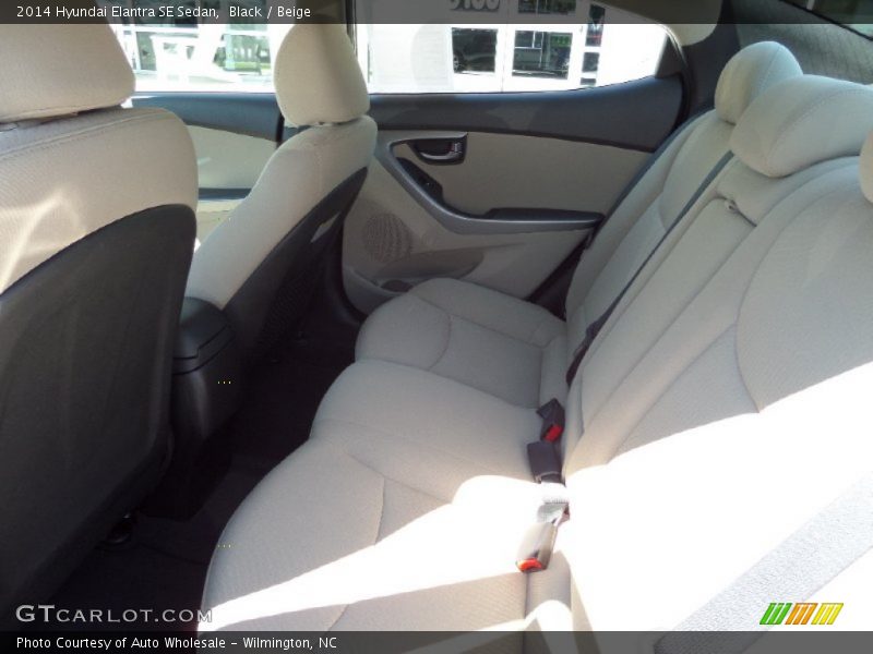 Black / Beige 2014 Hyundai Elantra SE Sedan