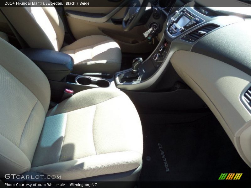 Black / Beige 2014 Hyundai Elantra SE Sedan
