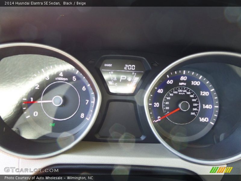 Black / Beige 2014 Hyundai Elantra SE Sedan