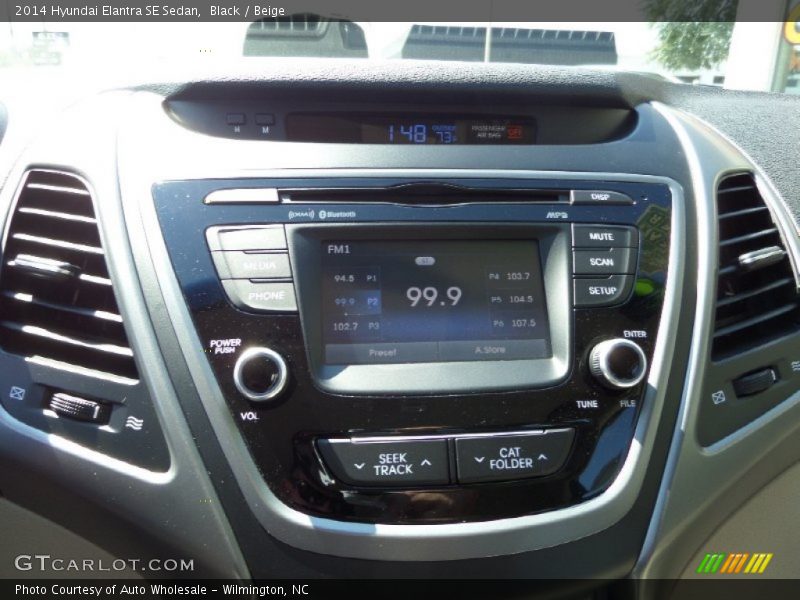 Black / Beige 2014 Hyundai Elantra SE Sedan
