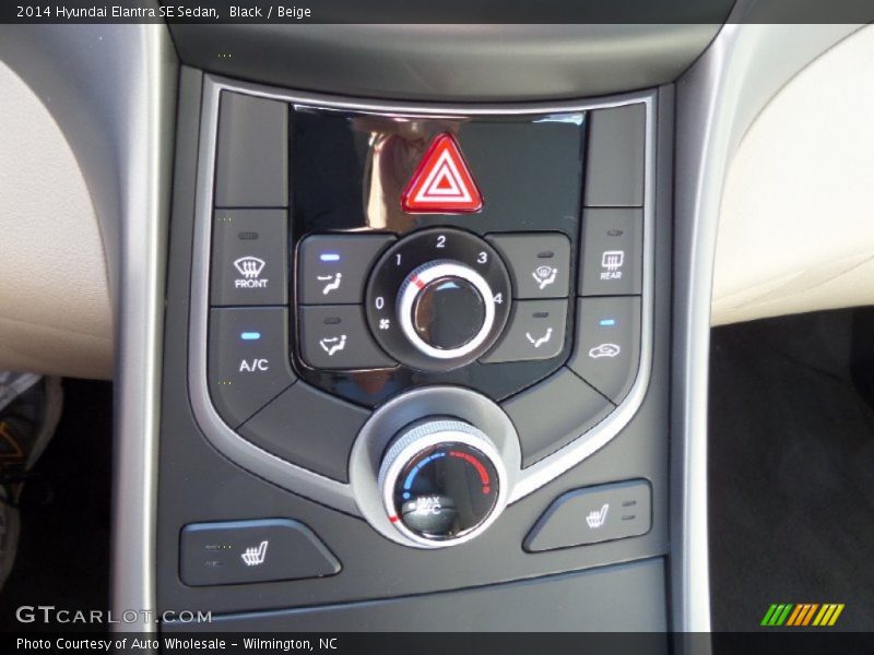 Black / Beige 2014 Hyundai Elantra SE Sedan