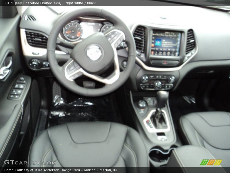 Bright White / Black 2015 Jeep Cherokee Limited 4x4