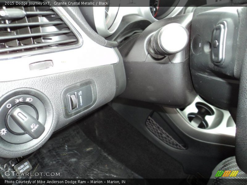 Granite Crystal Metallic / Black 2015 Dodge Journey SXT