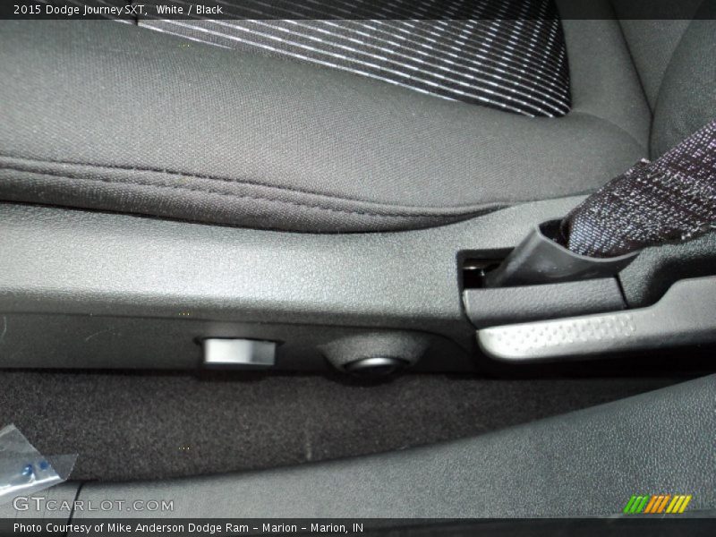 White / Black 2015 Dodge Journey SXT