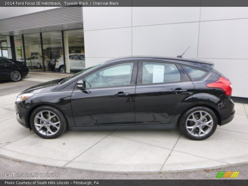 Tuxedo Black / Charcoal Black 2014 Ford Focus SE Hatchback