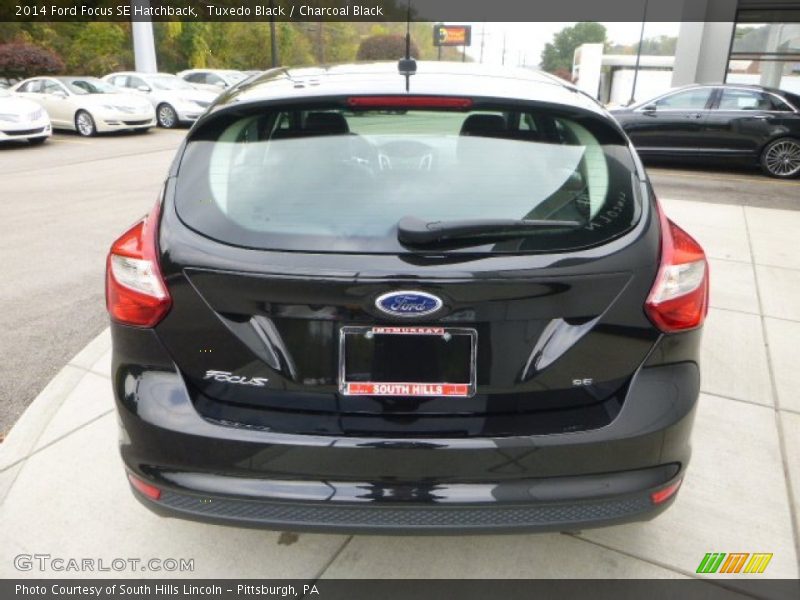 Tuxedo Black / Charcoal Black 2014 Ford Focus SE Hatchback